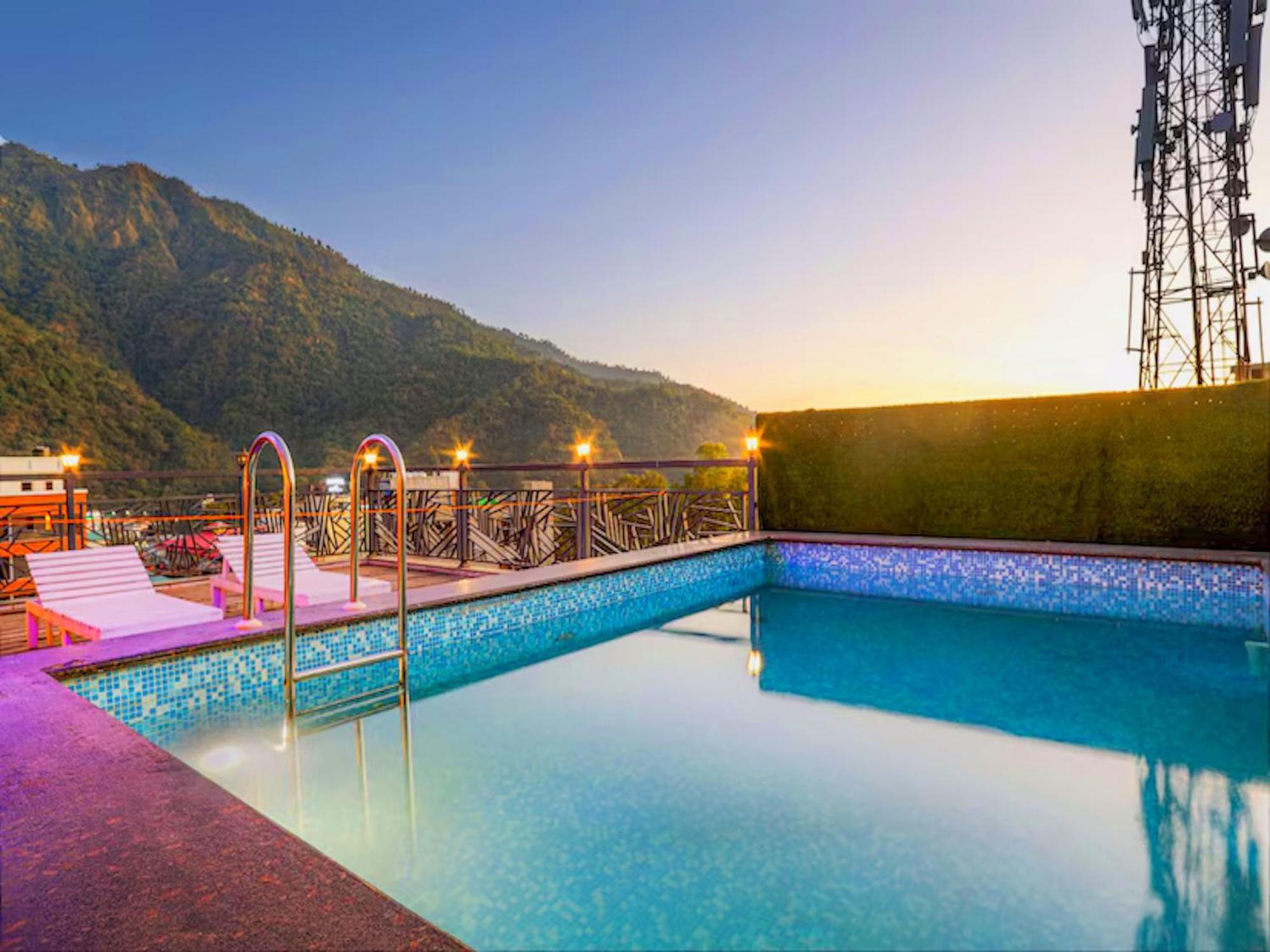 La Riqueza Pride Inn Tapovan # Swimming Pool With Mountain View # Free Parking リシケーシュ エクステリア 写真